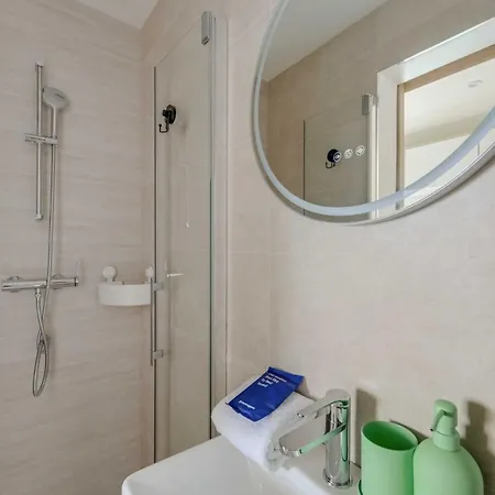 Modern Near Nation Bastille Gare De Lyon * باريس